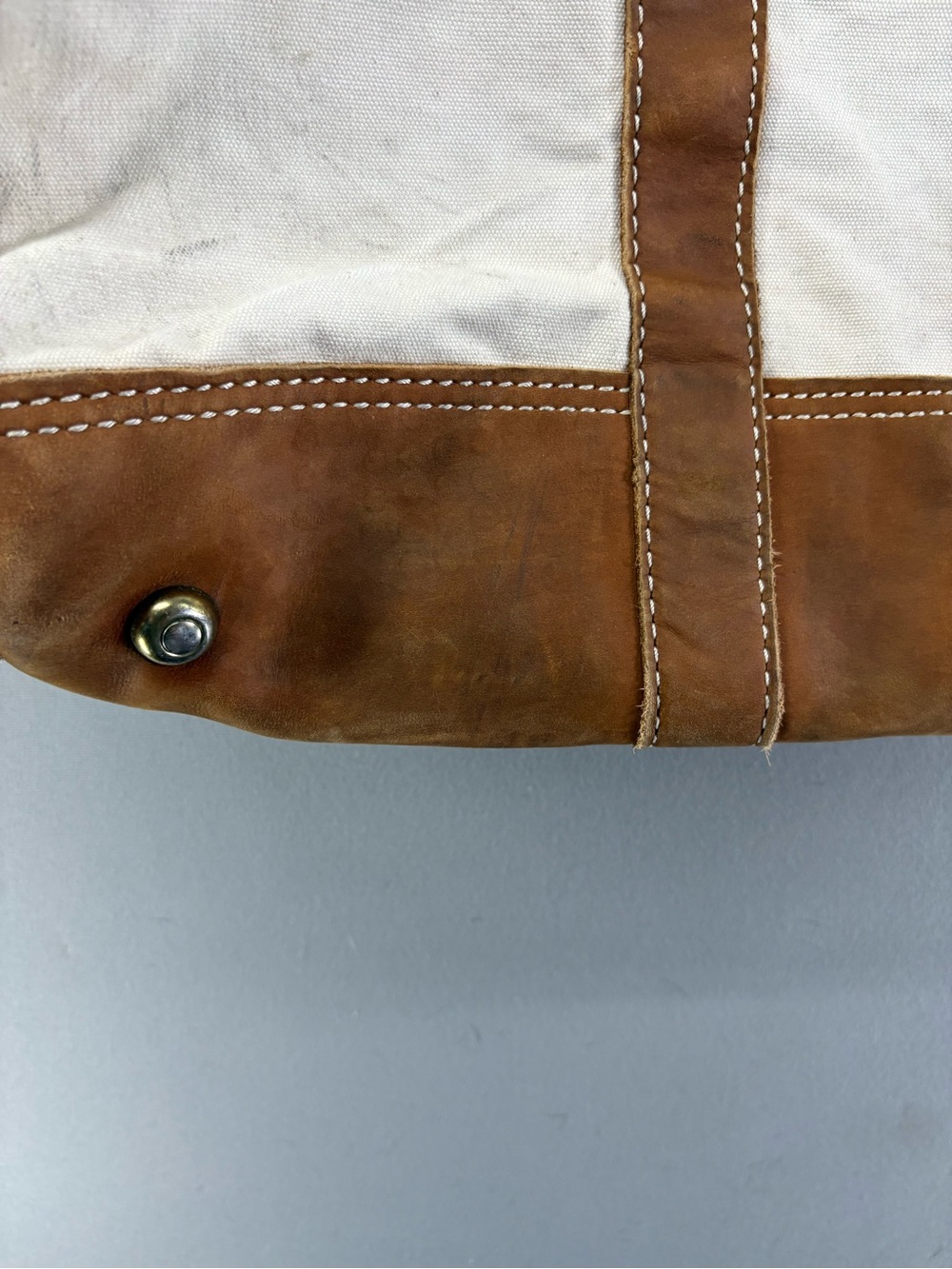 Vintage J. Peterman Duffle Bag Nubuck Leather Bottom Kentucky - Picture 3 of 10